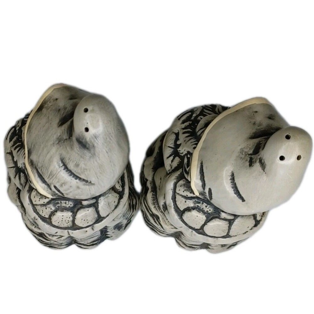 Huge 1970s Twin Winton Gnomes Salt & Pepper Shakers White Fantasy Cottagecore - Picture 6 of 7